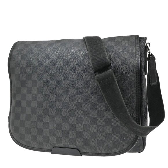 LOUIS VUITTON Daniel MM Shoulder Bag Damier Graphite Leather BK
